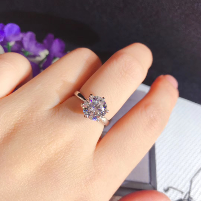 Wholesale S925 Sterling Silver Rings Premium Sparkle Moissanite Ring