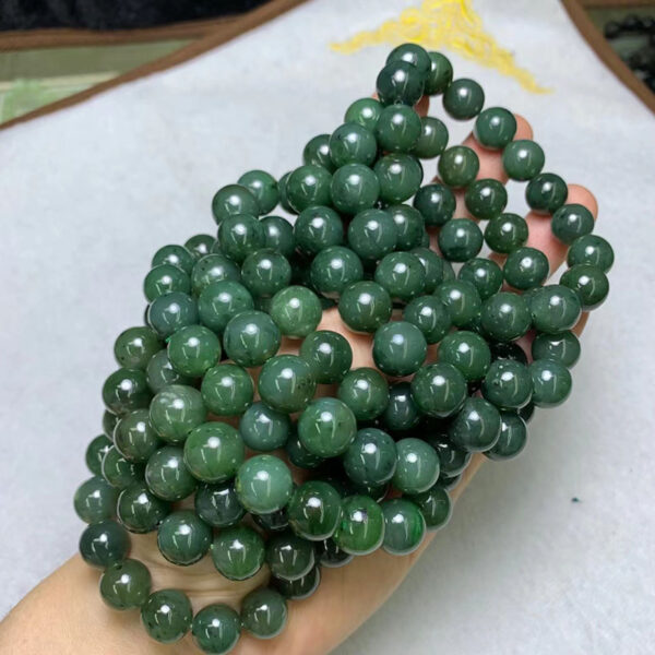 Hetian jade bead