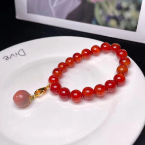 Red agate bead
